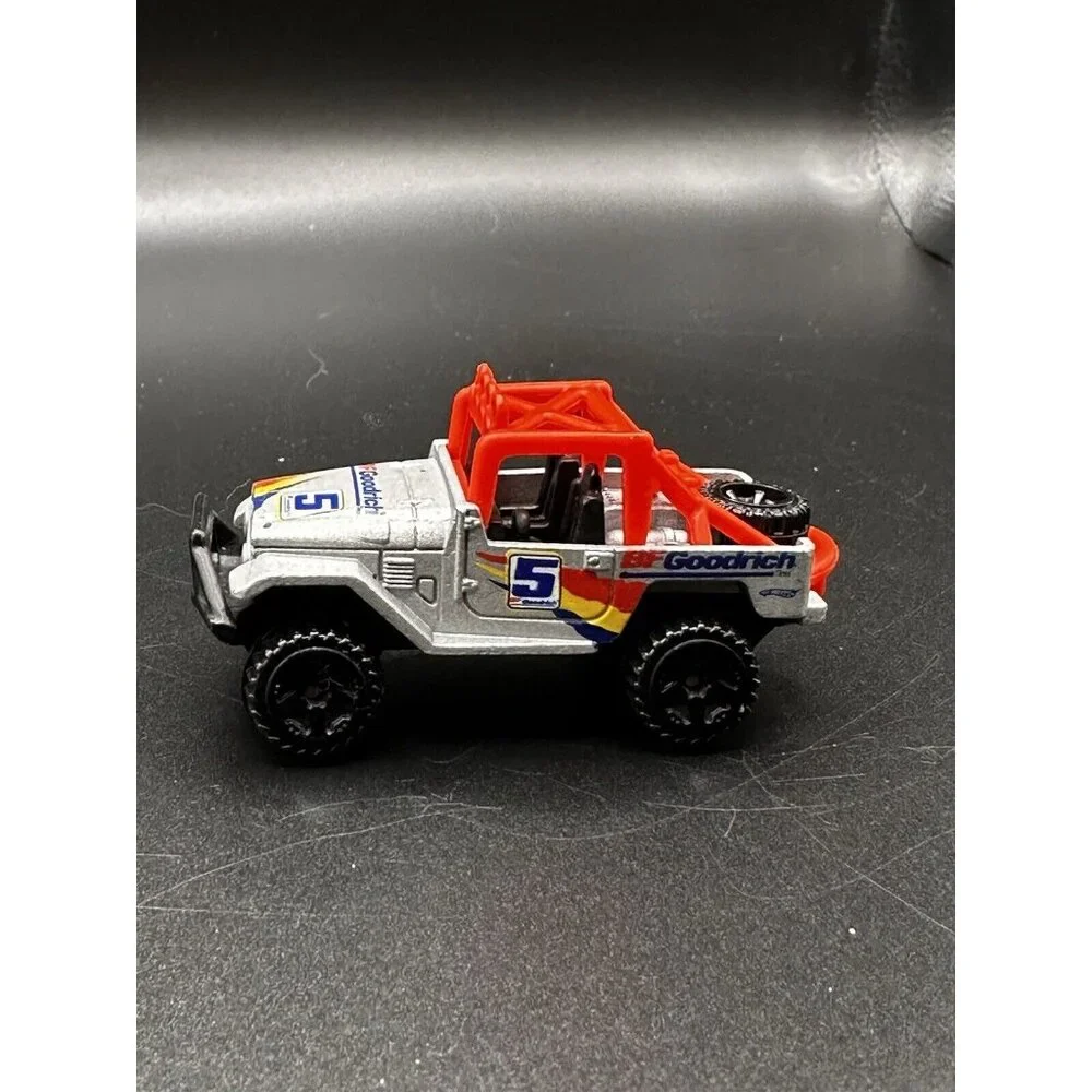 Hot Wheels Jeep BF Goodrich 5 R6-454 Grey Racing Collectible‎ E89 Diecast 1:64